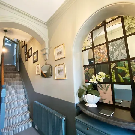 Гостевой дом Sundial Кендал